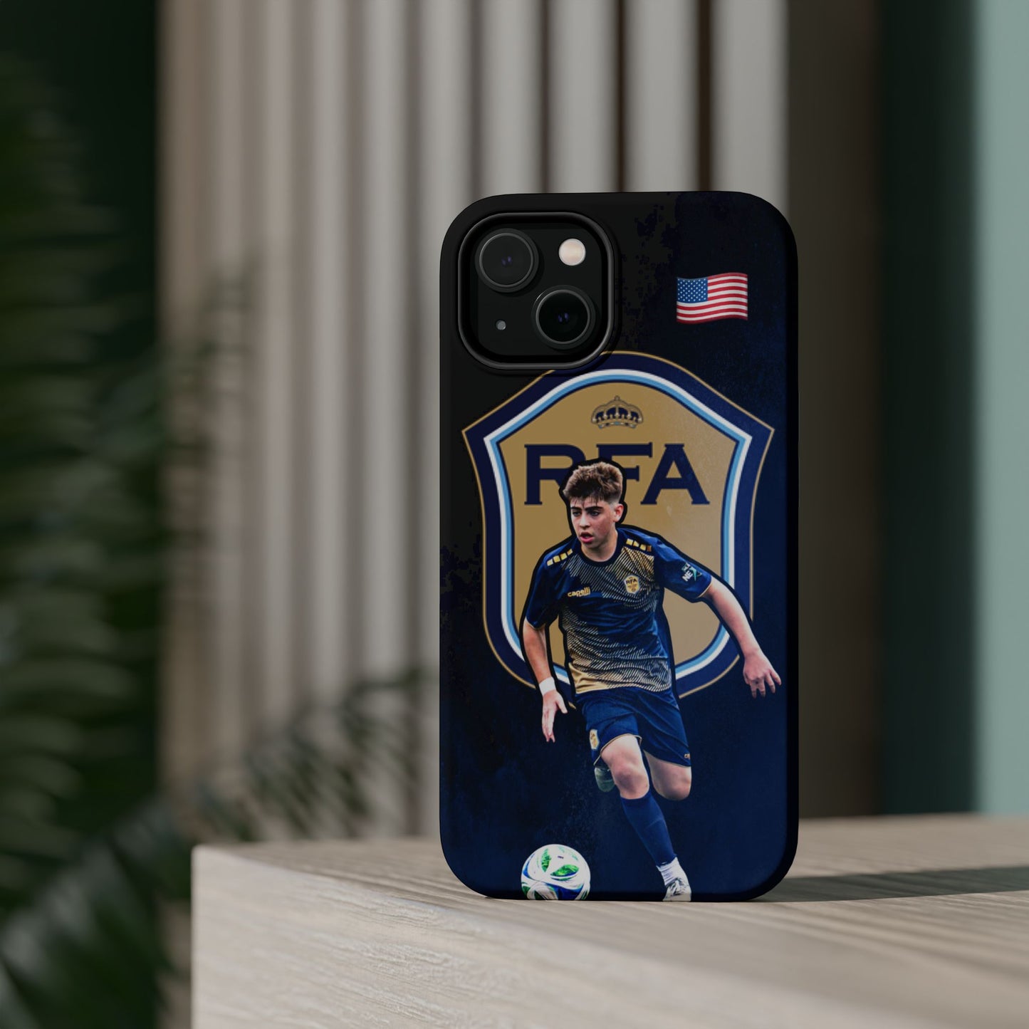 Magnetic Impact-Resistant case for Nate